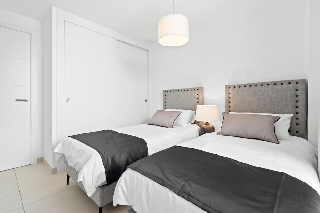 Luxury 2 Bedroom Walk To Rdr423 Apartamento